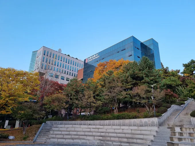 Đại học Sogang- trái tim của thủ đô Seoul