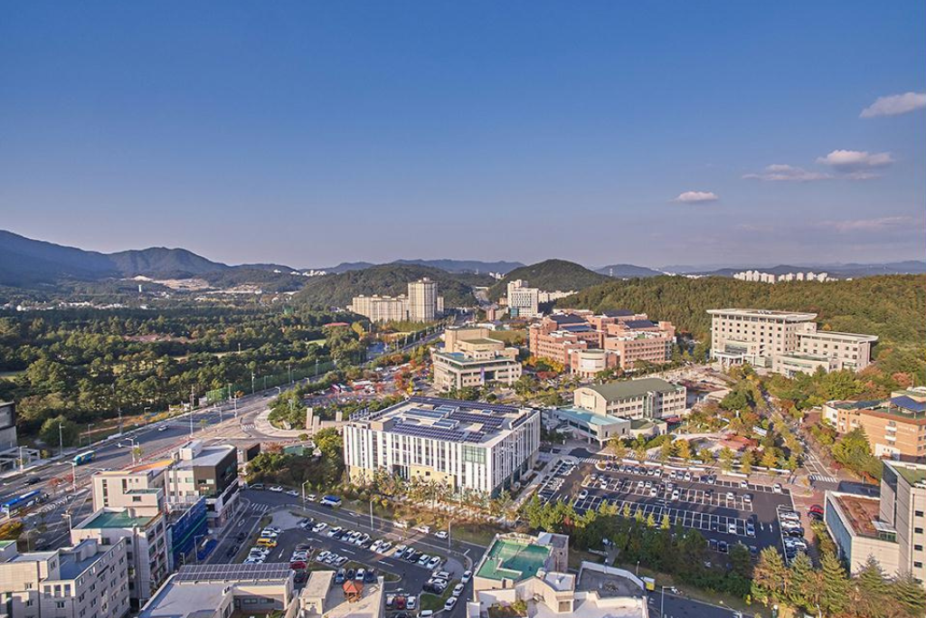 Toàn cảnh khuôn viên Đại học Quốc gia Hanbat