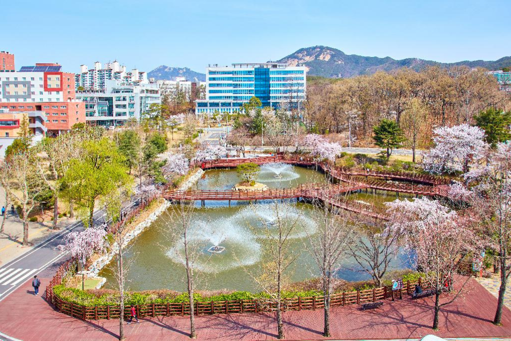 Khuôn viên Đại học Seoul Tech