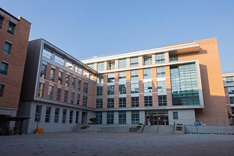 Anam International house