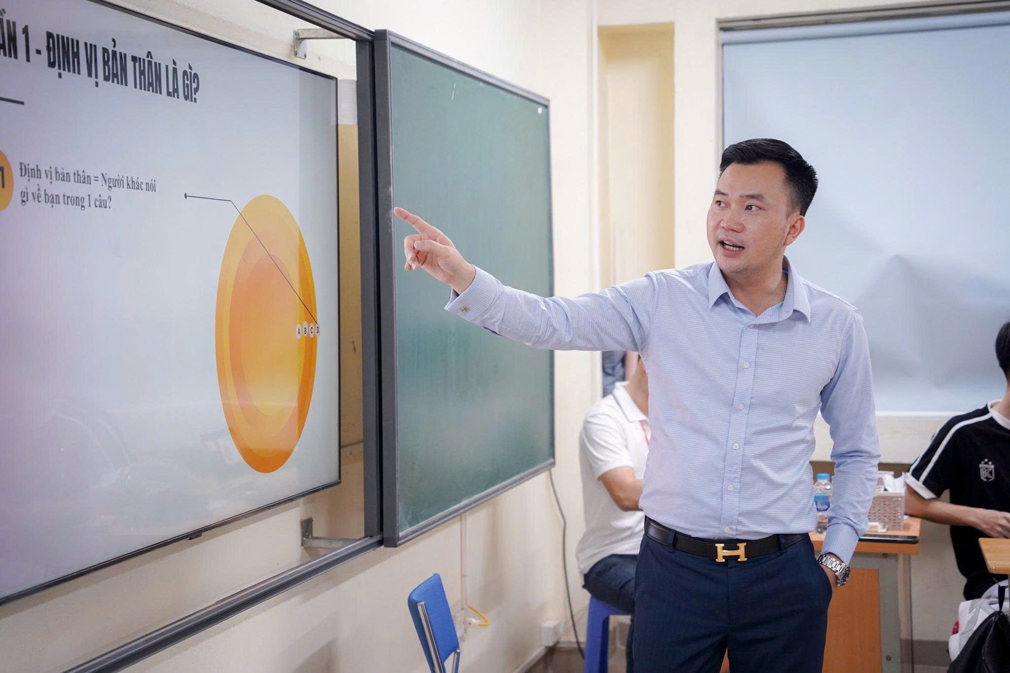 VIKOGO hướng nghiệp